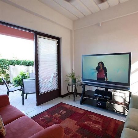 Augusta'S Apartments Rodney Bay Luaran gambar