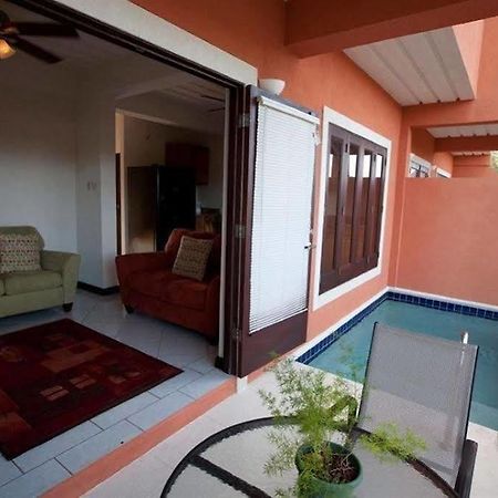 Augusta'S Apartments Rodney Bay Luaran gambar